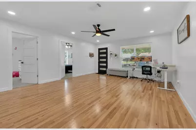 821 Lovers Lane, Grapevine, TX 76051 - Photo 5