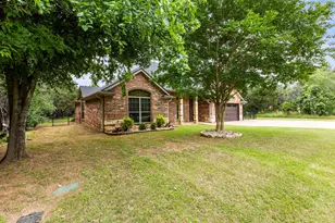 6049 Wildwood Dr, Whitney, TX 76692 - Photo 5
