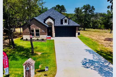502 Palmetto Court, Runaway Bay, TX 76426 - Photo 1