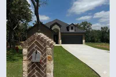 502 Palmetto Court, Runaway Bay, TX 76426 - Photo 3