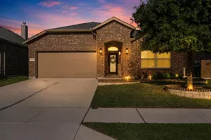 11312 Gold Canyon Dr, Fort Worth, TX 76052 - Photo 1