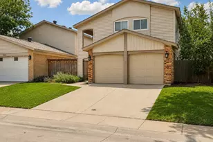 2013 Via Sonoma, Carrollton, TX 75006 - Photo 3