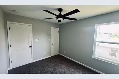 1623B Seley Avenue, Waco, TX 76704 - Photo 7