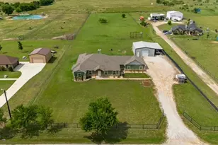 14910 Old Stoney Rd, Ponder, TX 76259 - Photo 3