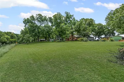 1820 Long Creek Court, Granbury, TX 76049 - Photo 29