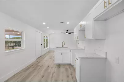 4740 Shackleford Street, Fort Worth, TX 76119 - Photo 11