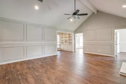 125 NE Brushy Mound Road, Burleson, TX 76028 - Photo 9