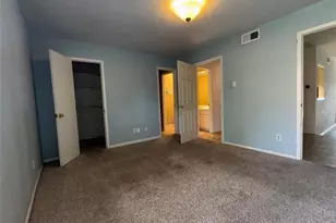 9106 Emberglow Ln, Dallas, TX 75243 - Photo 13