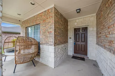 1707 W Venus Drive, Lancaster, TX 75134 - Photo 3