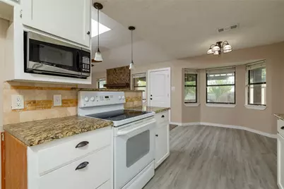 937 Springhill Drive, Burleson, TX 76028 - Photo 21