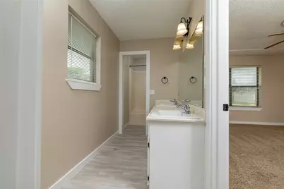 937 Springhill Drive, Burleson, TX 76028 - Photo 27