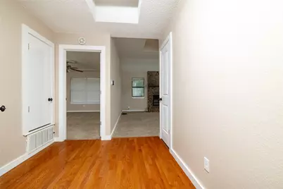 937 Springhill Drive, Burleson, TX 76028 - Photo 29