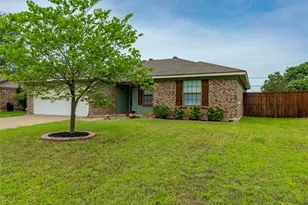 937 Springhill Dr, Burleson, TX 76028 - Photo 3