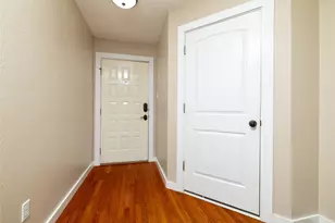 937 Springhill Dr, Burleson, TX 76028 - Photo 5
