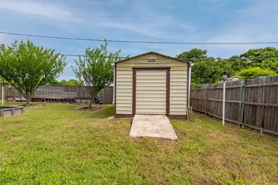 937 Springhill Drive, Burleson, TX 76028 - Photo 37