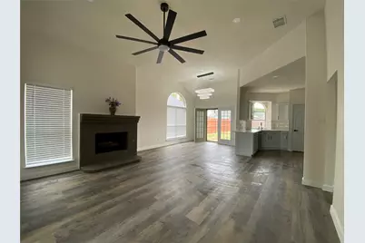 2800 Helen Lane, Mesquite, TX 75181 - Photo 5