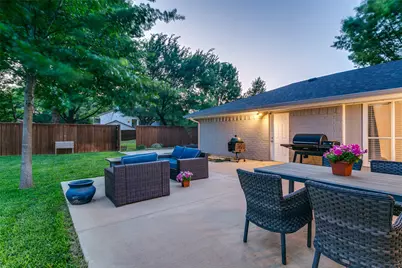 1210 Oakwood Trail, Southlake, TX 76092 - Photo 7