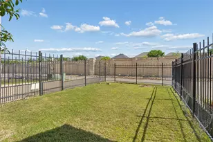 6723 Palo Duro Dr, Irving, TX 75063 - Photo 37