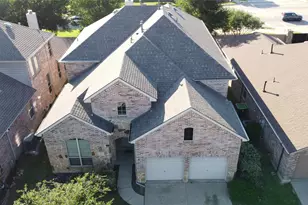 404 Hummingbird Dr, Little Elm, TX 75068 - Photo 3