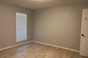 2810 Clear Springs Dr, Plano, TX 75075 - Photo 11