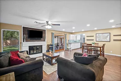 28 Coffee Tavern Road, Bedford, TX 76022 - Photo 3