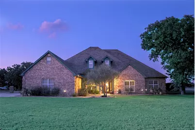 2601 NE 23rd Street, Mineral Wells, TX 76067 - Photo 1
