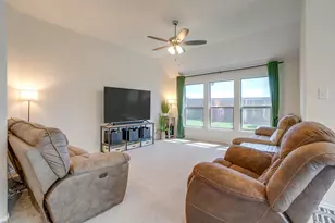 907 Beverly Dr, Cleburne, TX 76033 - Photo 21
