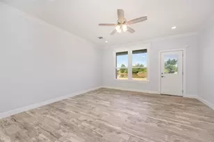 121 County Rd 3471, Paradise, TX 76073 - Photo 13
