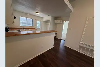 719 Westover Drive, Lancaster, TX 75134 - Photo 13