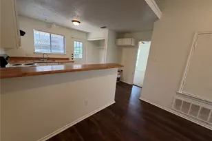 719 Westover Dr, Lancaster, TX 75134 - Photo 13