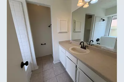 719 Westover Drive, Lancaster, TX 75134 - Photo 19