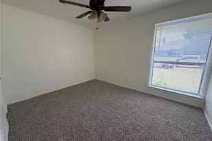 719 Westover Dr, Lancaster, TX 75134 - Photo 9