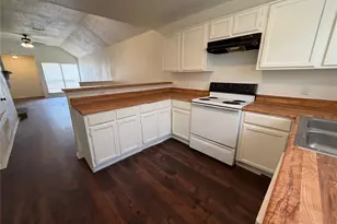 719 Westover Dr, Lancaster, TX 75134 - Photo 15