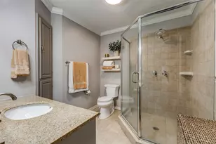 6435 Sondra Dr, Dallas, TX 75214 - Photo 15