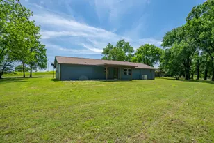 450 Rs County Rd 4480, Point, TX 75472 - Photo 17