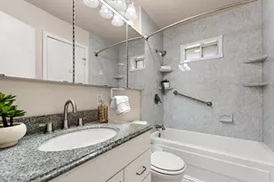 1830 Pleasant Run Rd, Carrollton, TX 75006 - Photo 19
