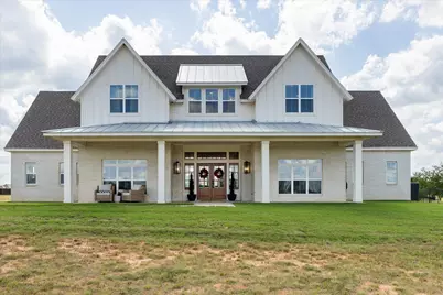 2208 Summerlin Court, Granbury, TX 76048 - Photo 3