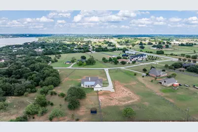 2208 Summerlin Court, Granbury, TX 76048 - Photo 39