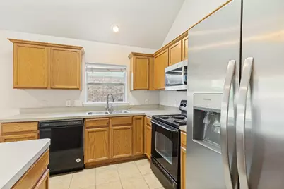 8524 Silverbell Lane, Fort Worth, TX 76140 - Photo 11