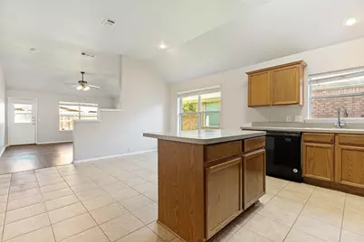 8524 Silverbell Lane, Fort Worth, TX 76140 - Photo 7