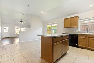 8524 Silverbell Ln, Fort Worth, TX 76140 - Photo 7