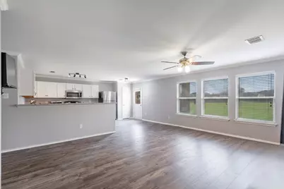10129 Cougar Trail, Fort Worth, TX 76108 - Photo 5