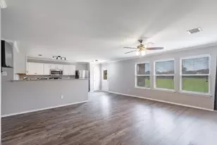 10129 Cougar Tr, Fort Worth, TX 76108 - Photo 5