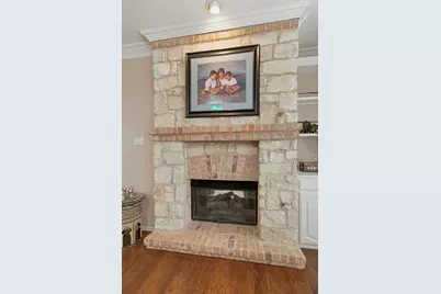 8644 Forest Glen Drive, Irving, TX 75063 - Photo 15