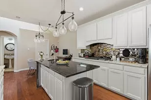 8644 Forest Glen Dr, Irving, TX 75063 - Photo 21