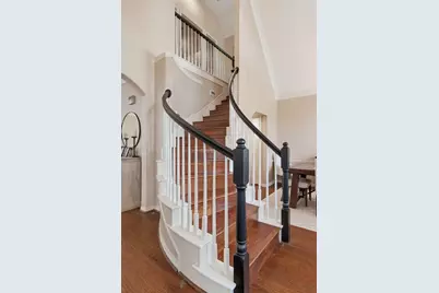 8644 Forest Glen Drive, Irving, TX 75063 - Photo 31