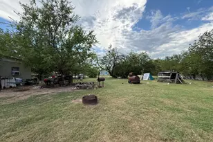 1716 SW 6th Ave, Mineral Wells, TX 76067 - Photo 3