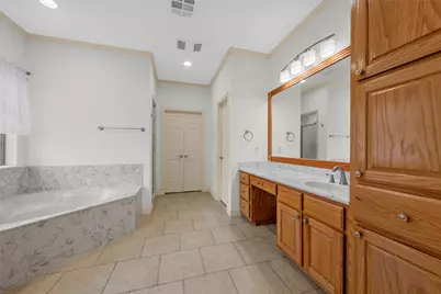 1305 Buffalo Pass, Woodway, TX 76712 - Photo 17