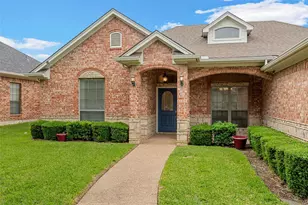 1305 Buffalo Pass, Woodway, TX 76712 - Photo 3