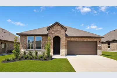 105 Tyler Street, Grandview, TX 76050 - Photo 1